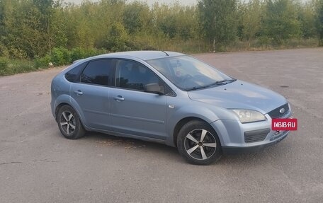 Ford Focus II рестайлинг, 2005 год, 450 000 рублей, 3 фотография