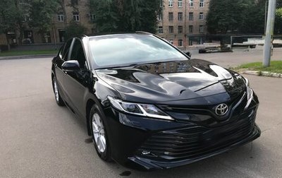 Toyota Camry, 2019 год, 2 750 000 рублей, 1 фотография