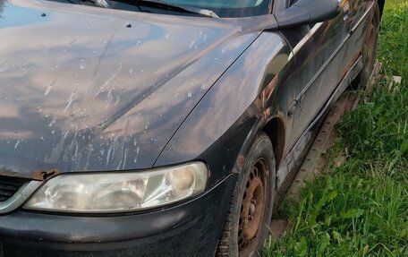 Opel Vectra B рестайлинг, 2000 год, 150 000 рублей, 1 фотография