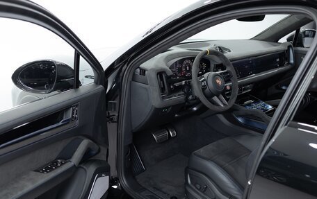 Porsche Cayenne III, 2024 год, 31 990 000 рублей, 7 фотография