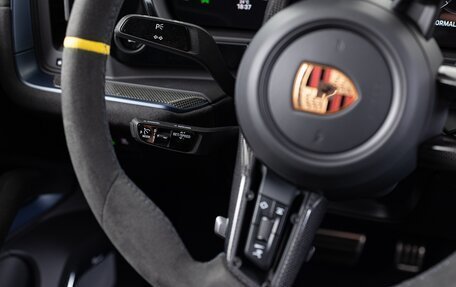 Porsche Cayenne III, 2024 год, 31 990 000 рублей, 14 фотография
