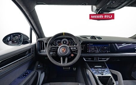 Porsche Cayenne III, 2024 год, 31 990 000 рублей, 12 фотография