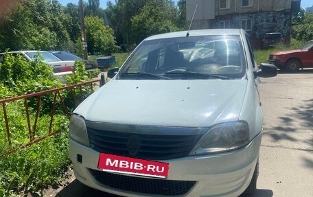 Renault Logan I, 2014 год, 220 000 рублей, 2 фотография