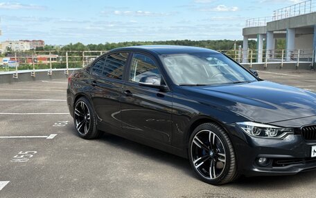 BMW 3 серия, 2018 год, 2 700 000 рублей, 3 фотография