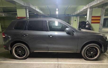 Volkswagen Touareg III, 2013 год, 2 300 000 рублей, 6 фотография