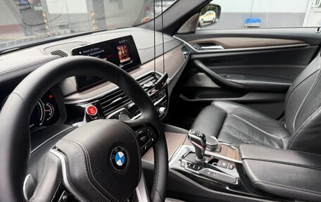 BMW 5 серия, 2017 год, 3 700 000 рублей, 11 фотография