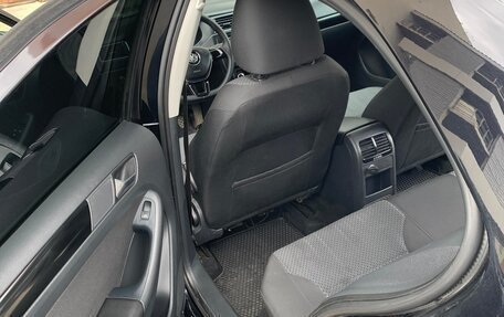 Volkswagen Jetta VI, 2013 год, 750 000 рублей, 7 фотография