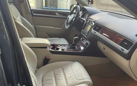 Volkswagen Touareg III, 2014 год, 1 990 000 рублей, 5 фотография