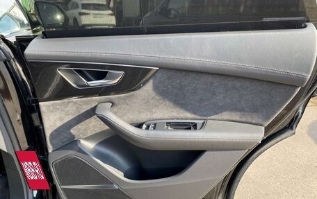 Audi SQ8, 2022 год, 13 088 000 рублей, 6 фотография