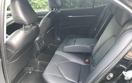 Toyota Camry, 2019 год, 2 750 000 рублей, 14 фотография