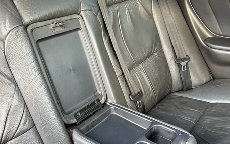 Toyota Avensis III рестайлинг, 2001 год, 650 000 рублей, 10 фотография