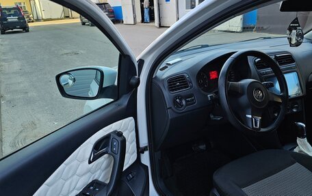 Volkswagen Polo VI (EU Market), 2012 год, 600 000 рублей, 9 фотография