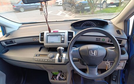 Honda Freed I, 2011 год, 1 080 000 рублей, 6 фотография