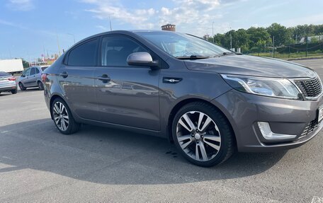 KIA Rio III рестайлинг, 2014 год, 999 000 рублей, 2 фотография