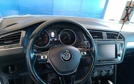 Volkswagen Tiguan II, 2017 год, 1 650 000 рублей, 3 фотография