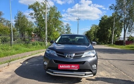 Toyota RAV4, 2013 год, 2 000 000 рублей, 9 фотография