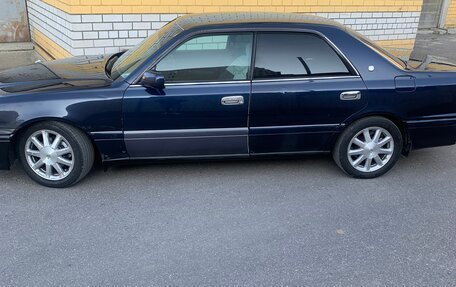 Toyota Crown, 1998 год, 600 000 рублей, 3 фотография