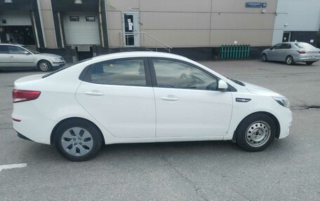 KIA Rio III рестайлинг, 2017 год, 765 000 рублей, 2 фотография