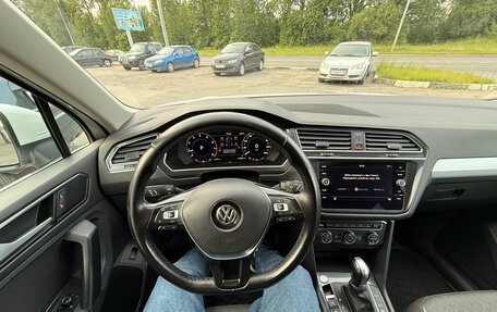 Volkswagen Tiguan II, 2017 год, 1 850 000 рублей, 15 фотография