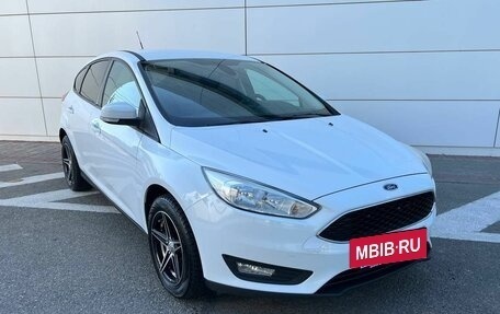 Ford Focus III, 2017 год, 951 000 рублей, 2 фотография