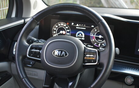 KIA Carnival, 2021 год, 3 750 000 рублей, 22 фотография