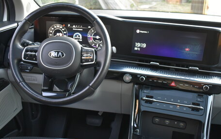 KIA Carnival, 2021 год, 3 750 000 рублей, 23 фотография