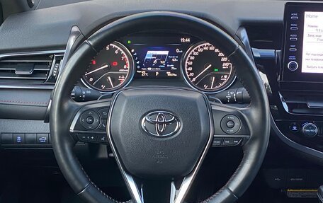 Toyota Camry, 2021 год, 3 347 000 рублей, 18 фотография