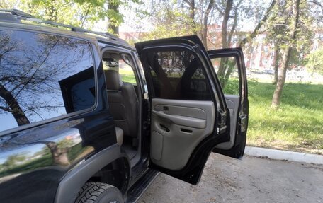 Chevrolet Tahoe II, 2003 год, 1 250 000 рублей, 3 фотография
