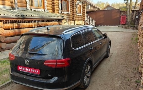 Volkswagen Passat B8 рестайлинг, 2018 год, 3 300 000 рублей, 3 фотография
