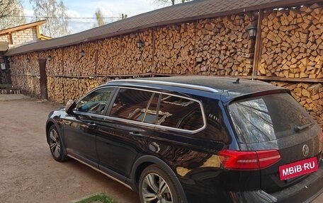 Volkswagen Passat B8 рестайлинг, 2018 год, 3 300 000 рублей, 5 фотография