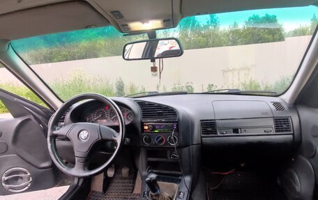 BMW 3 серия, 1993 год, 320 000 рублей, 8 фотография