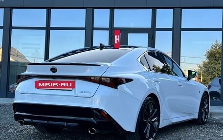 Lexus IS III, 2021 год, 5 100 000 рублей, 3 фотография