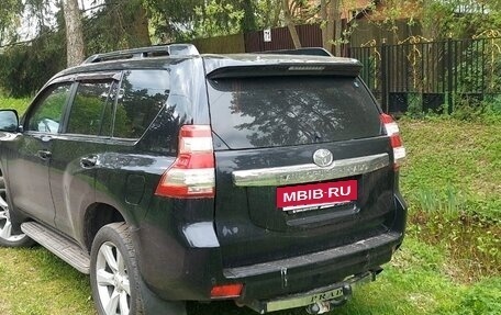 Toyota Land Cruiser Prado 150 рестайлинг 2, 2014 год, 3 000 000 рублей, 17 фотография