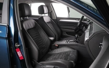 Volkswagen Passat B8 рестайлинг, 2020 год, 1 879 000 рублей, 8 фотография