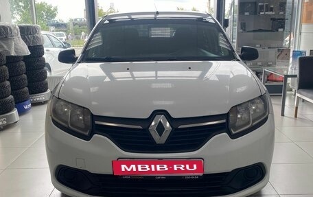 Renault Logan II, 2018 год, 540 000 рублей, 2 фотография