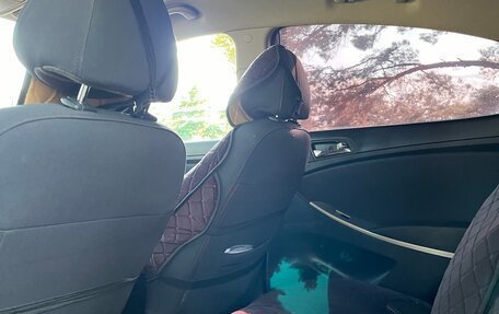 Hyundai Solaris II рестайлинг, 2011 год, 650 000 рублей, 8 фотография