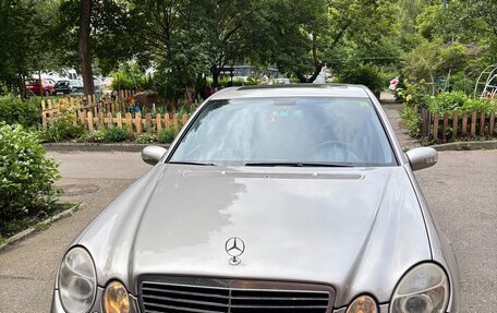 Mercedes-Benz E-Класс, 2002 год, 820 000 рублей, 2 фотография