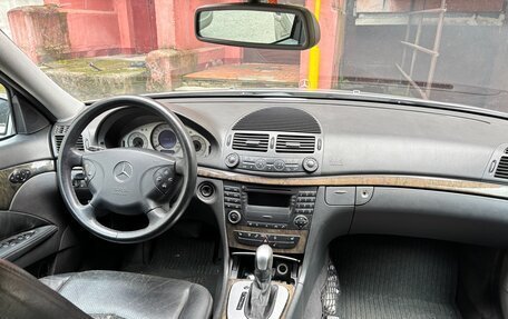 Mercedes-Benz E-Класс, 2002 год, 820 000 рублей, 15 фотография