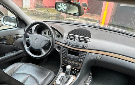 Mercedes-Benz E-Класс, 2002 год, 820 000 рублей, 16 фотография