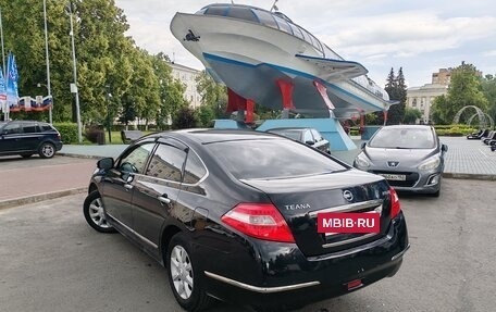 Nissan Teana, 2010 год, 675 000 рублей, 2 фотография