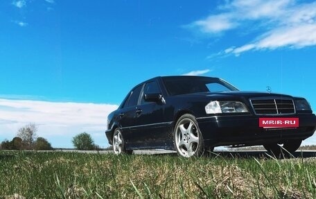 Mercedes-Benz C-Класс, 1999 год, 290 000 рублей, 2 фотография