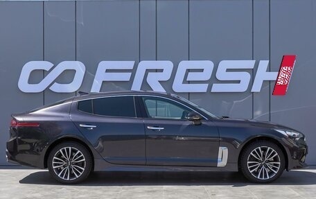 KIA Stinger I, 2018 год, 2 220 000 рублей, 5 фотография