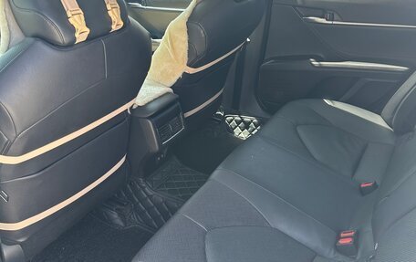 Toyota Camry, 2022 год, 3 890 000 рублей, 9 фотография