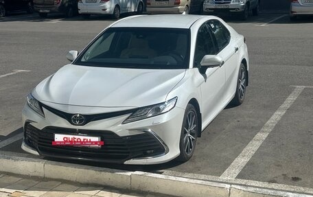 Toyota Camry, 2022 год, 3 890 000 рублей, 11 фотография