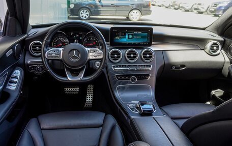 Mercedes-Benz C-Класс, 2018 год, 3 350 000 рублей, 6 фотография