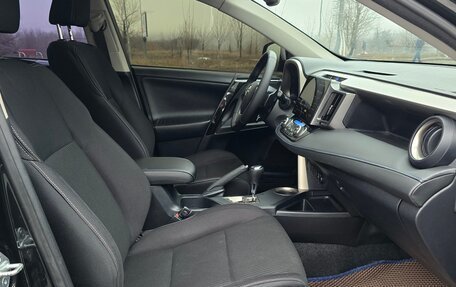 Toyota RAV4, 2014 год, 1 790 000 рублей, 9 фотография