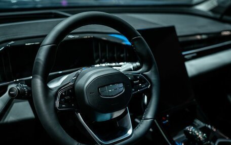 Geely Atlas, 2024 год, 9 фотография
