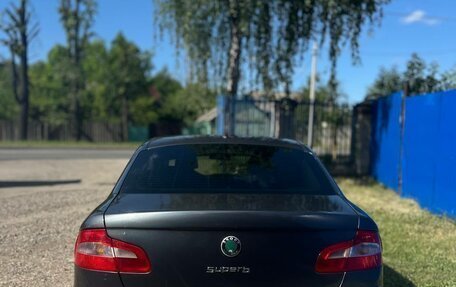Skoda Superb III рестайлинг, 2008 год, 650 000 рублей, 3 фотография