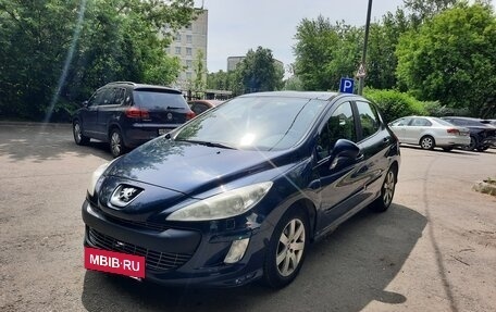 Peugeot 308 II, 2010 год, 380 000 рублей, 2 фотография