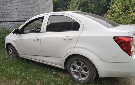 Chevrolet Aveo III, 2012 год, 650 000 рублей, 2 фотография